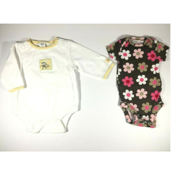 Lot‎ of Assorted Newborn Baby Clothes | Girls - Picture 2 of 8